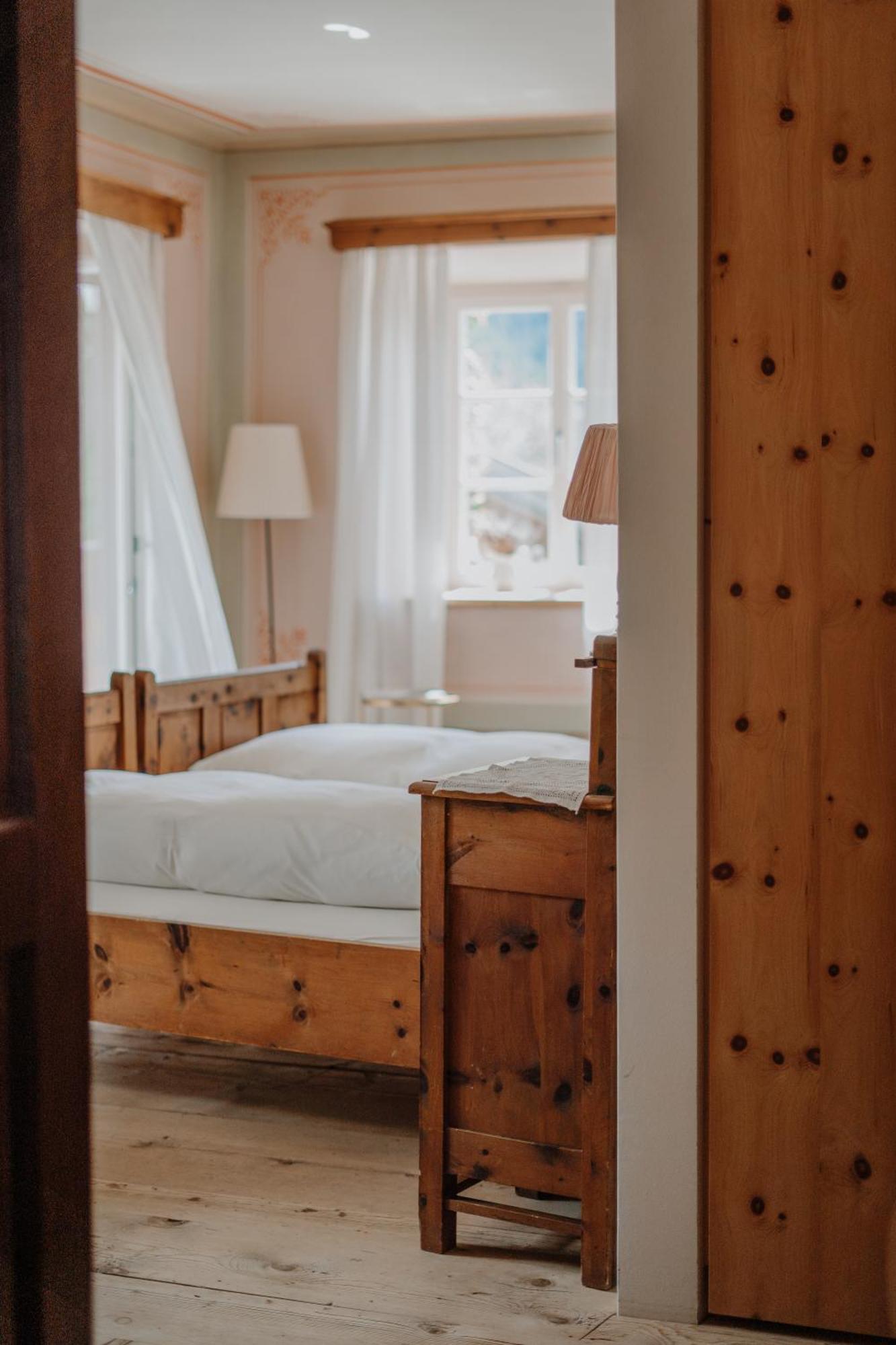 Zum Riesen Historic Refugium Hotel Laces Exterior foto