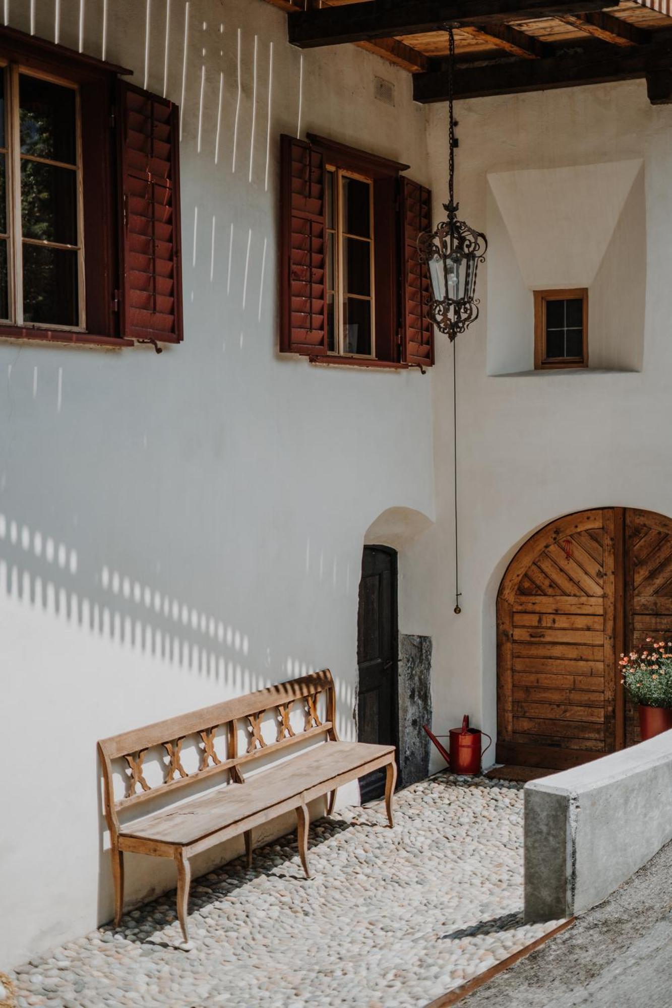 Zum Riesen Historic Refugium Hotel Laces Exterior foto